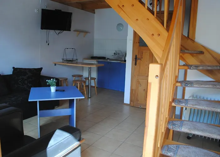 Деревянный коттедж Letniskowe Rafa *